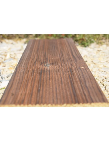 Lame terrasse bois pin autoclave marron striée