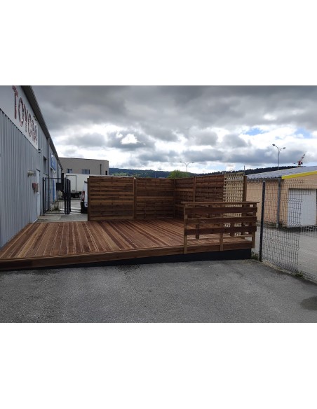 Terrasse bois pin autoclave marron striée - Pontarlier (25)